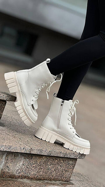  Женские бежевые ботинки из натуральной кожи Д821