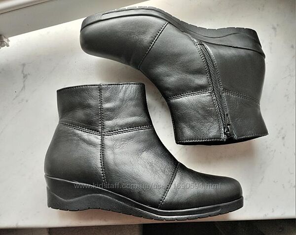 Ботильйони pavers leather wedge ankle boots kem24004 оригінал р.37