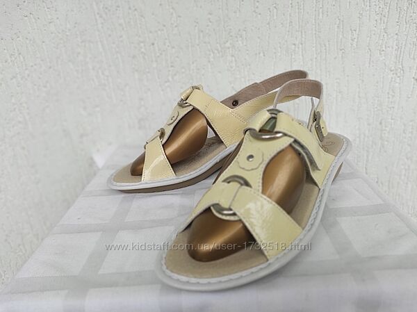 Босоножки кожанние Fly Flot р. 37.5-38