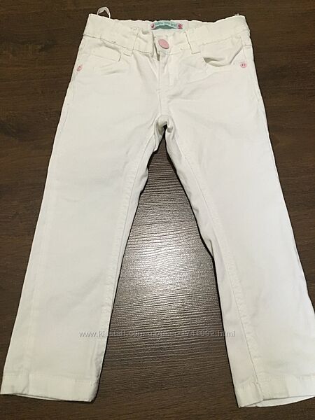 Белые джинсы для девочки на рост 86-92 см