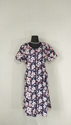 Женский трикотажный халат на молнии с карманами и поясом. Размер 46-68