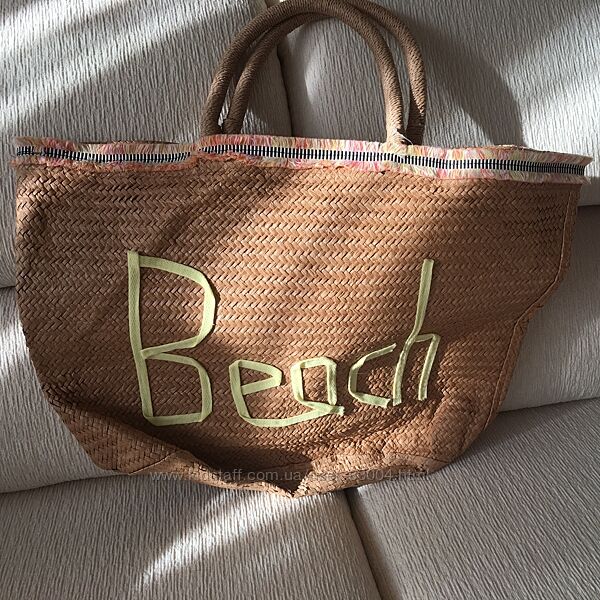 Плетённая пляжная сумка из натуральной соломки