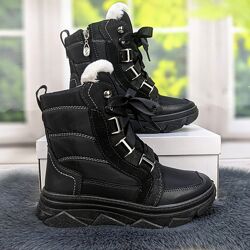 Ботинки женские зимние дутики черного цвета на шнурках Dago 4555