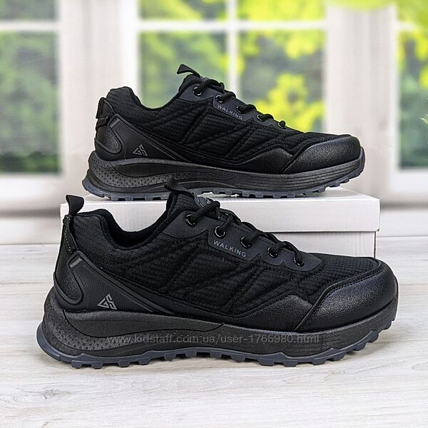 Кроссовки мужские Gipanis черные демисезонные 3799