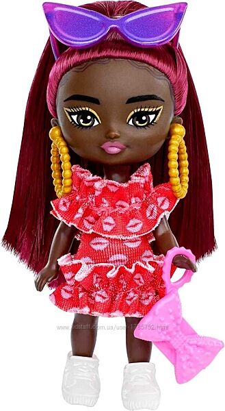 Barbie Extra Mini Minis . Барбі Екстра Міні з бордовим волоссям 