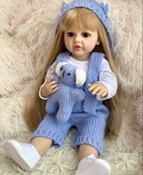 Лялька Реборн Reborn 55 см вініл-силіконова Оля в наборі з соскою, пляшкою 