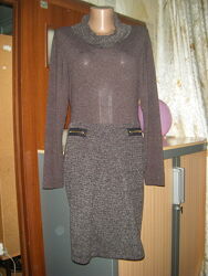 Комфортное трикотажное платье с воротом-хомутом, размер S/М