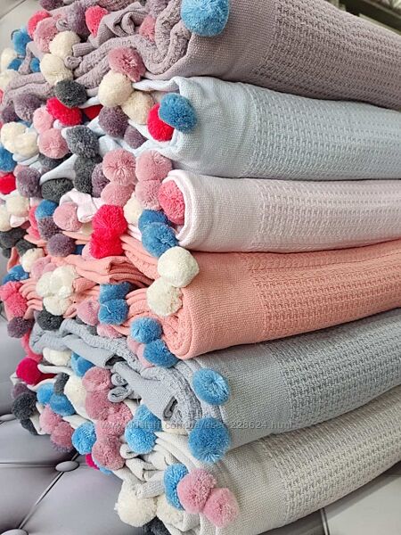 Пике с помпонами Dantela