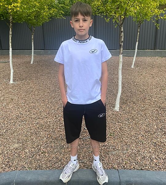 костюмы Nike с шортами