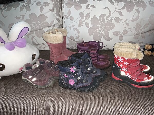 Фирменная обувка для девочки