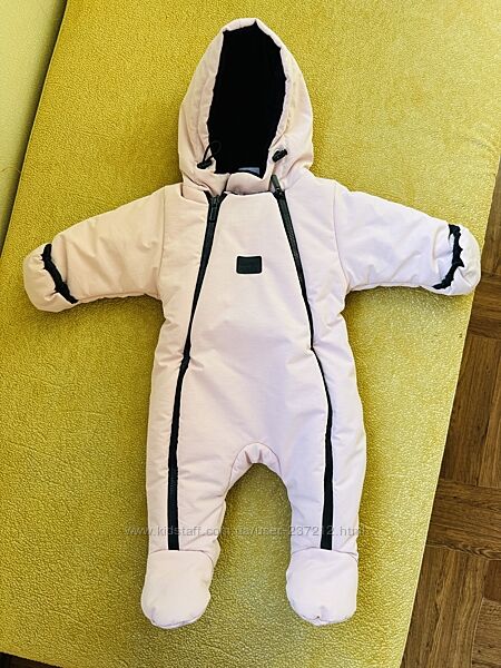 Зимний комбинезон с закрытыми ножками decoza moms для новорожденных