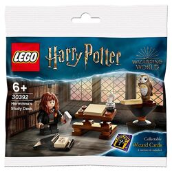 LEGO Harry Potter Учебный стол Гермионы 30392
