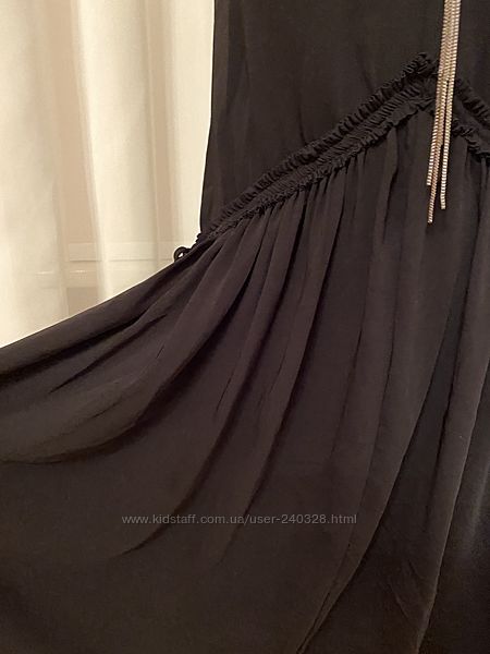 Стильное чёрное Платье H&M р.34  Xs-S