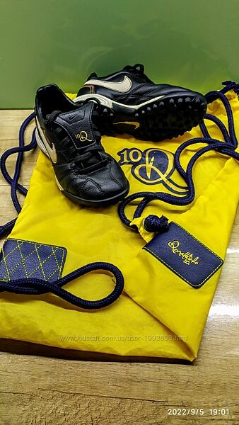 Фірмові кросівки Nike Ronaldinho R10  оригінальний рюкзак-мішечок