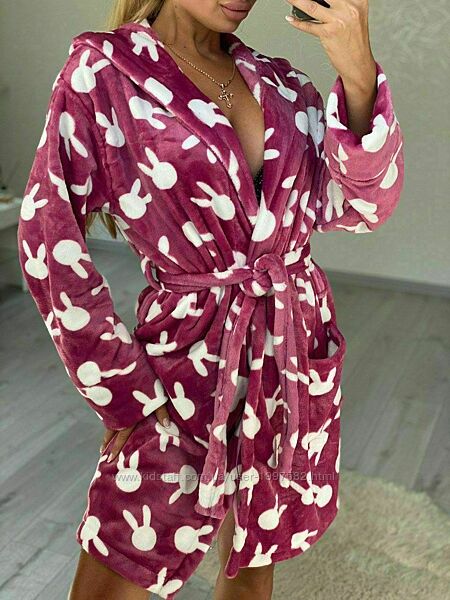 Мякий затишний халатик з капюшоном