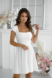 Вечірня сукня коротка з пишною спідницею з коротким рукавом плаття біле