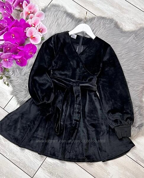 Велюрова сукня на дівчинку