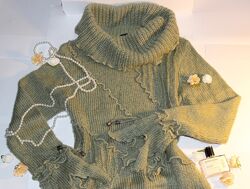 Продам жіночий шерстяний светр