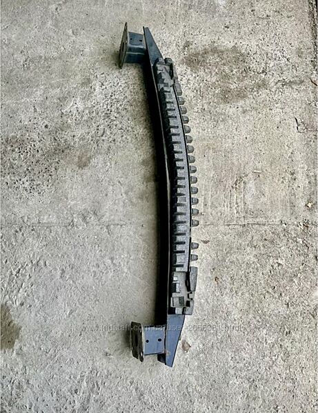 Усилитель заднего бампера Volkswagen Touareg 2007-2010 7L6807309T