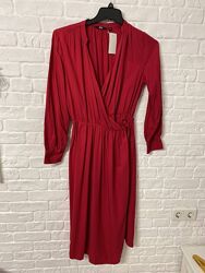 Uniqlo красное платье японского бренда Юникло 