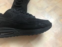 Чорні кросівки 35 розмір