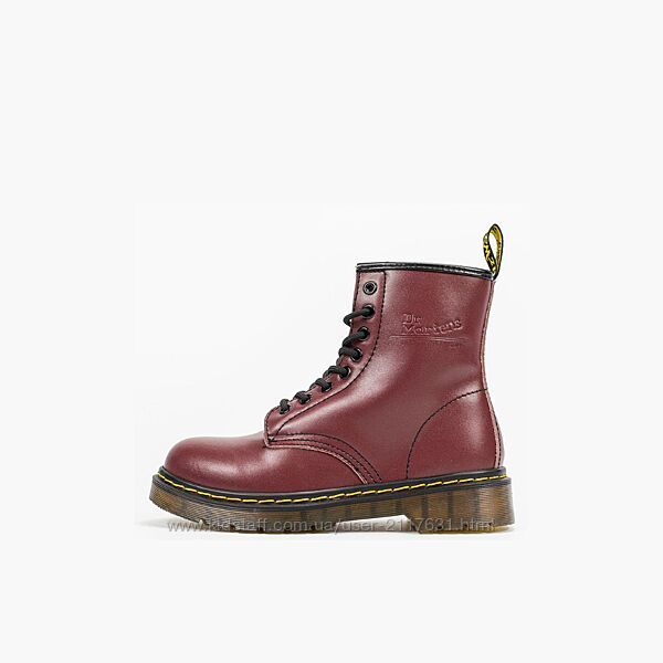 Dr. Martens Cherry Leather Boots - розпродаж.