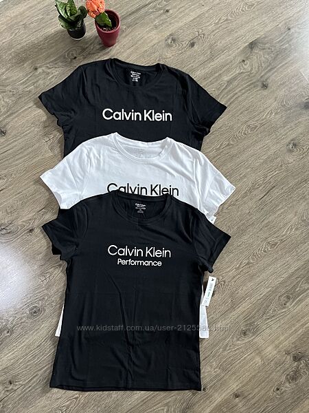 Футболкі жіночі, Calvin Klein /Кельвін Кляін, оригінал із США .