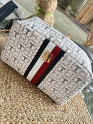 Сумка-кроссбоді , tommy hilfiger/ томмі хілфігер. оригінал , нова з бірками