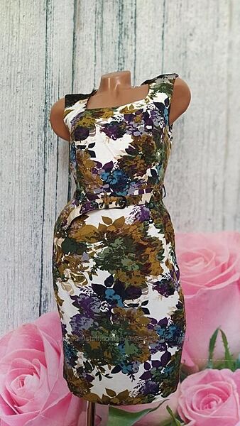 NEXT. S-M Сукня -футляр, квітковий принт. остання колекція. натуральна віск