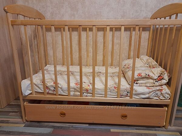 Кроватка для немовляти