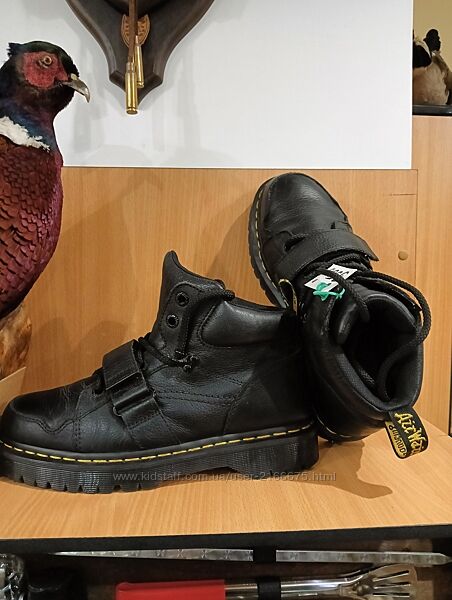 Ботинки Dr Martens. Ботинки Мартинсы. Зимние кожаные берцы Martens. 