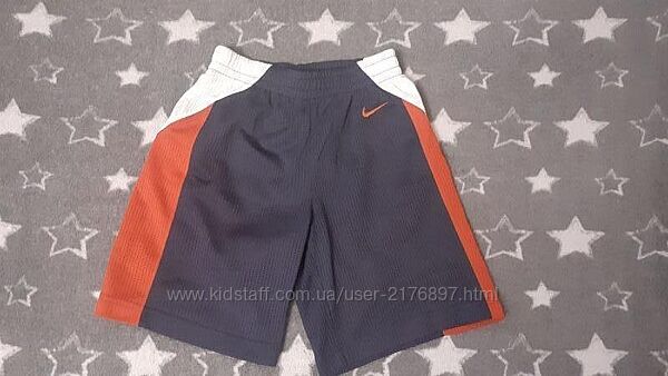  Дитячі шорти nike 5 років 