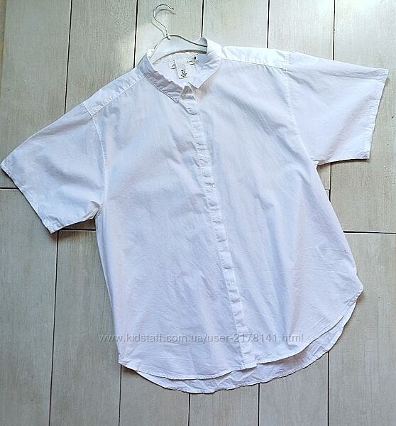 Жіноча сорочка в стилі оверсайз з короткими рукавами