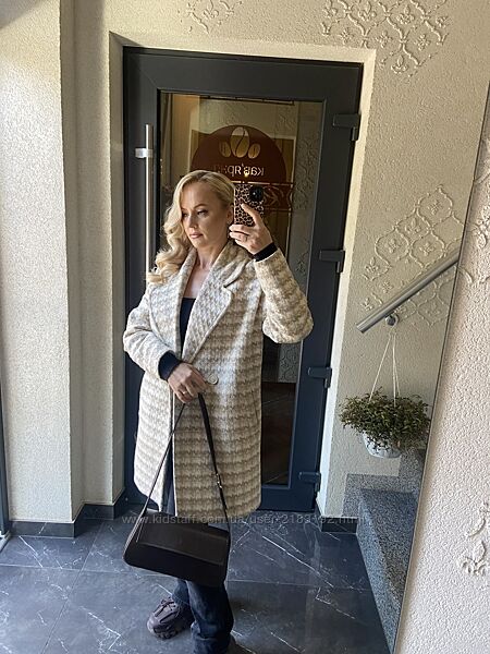 Пальто кремове Stimma розмір м