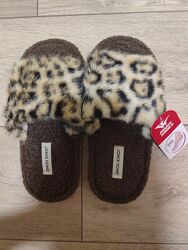 Продам нові теплі тапки леопард 