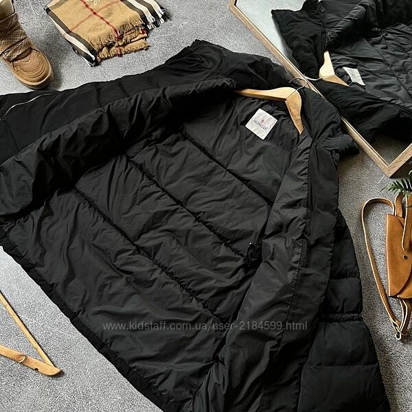 Куртка жіноча пуховик Moncler оригінал монклер чорна розмір xs подовжена