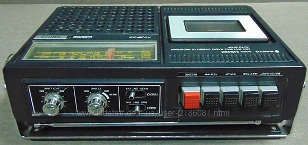 Портативный Кассетный Магнитофон с приемником Sanyo