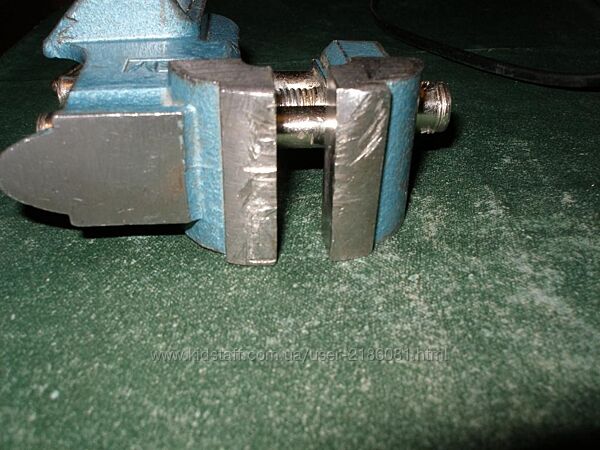 Тиски с Наковальней СССР