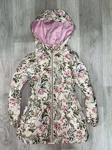 красивая, цветочная курточка, парка TU  Размер 5-6 лет 