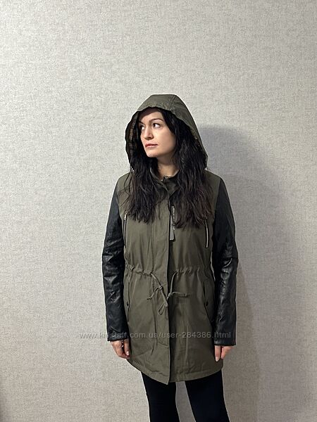 Парка жіноча на синтепоні М