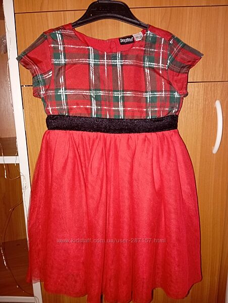 Червона нарядна сукня 